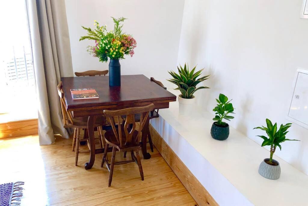 32 Top - Center Of Lisbon Duplex Apartment, Barrio Alto Екстериор снимка