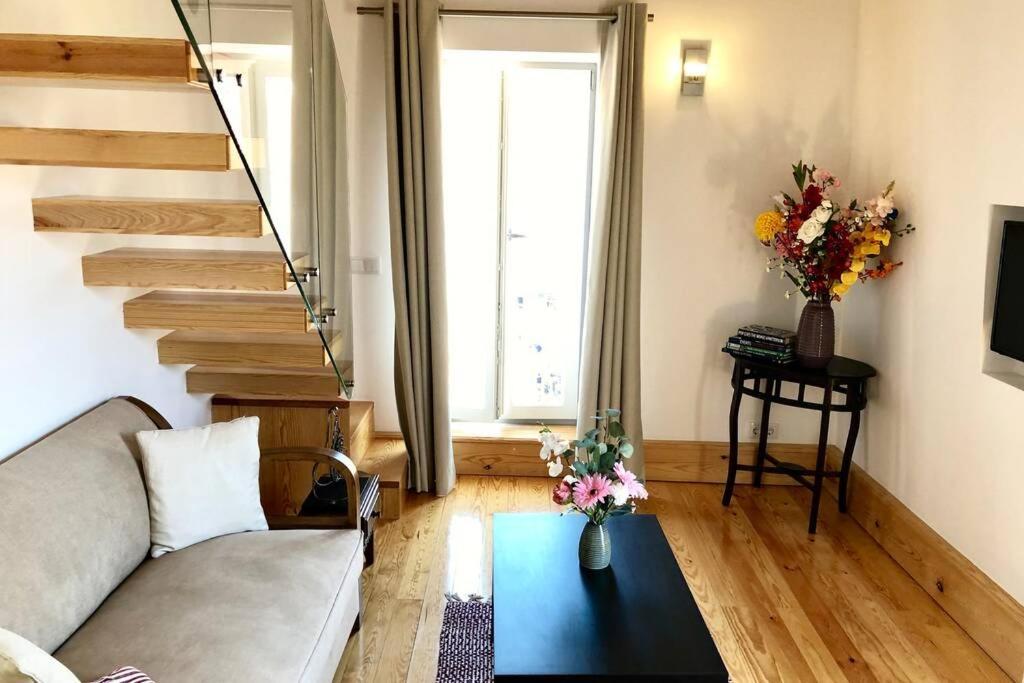 32 Top - Center Of Lisbon Duplex Apartment, Barrio Alto Екстериор снимка
