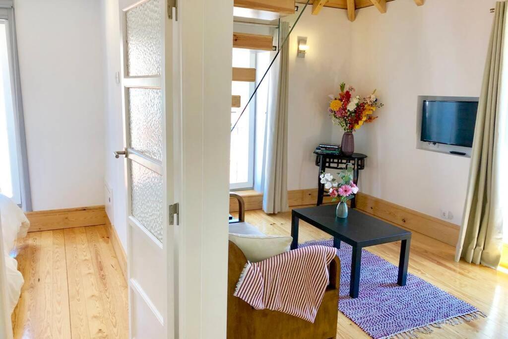 32 Top - Center Of Lisbon Duplex Apartment, Barrio Alto Екстериор снимка